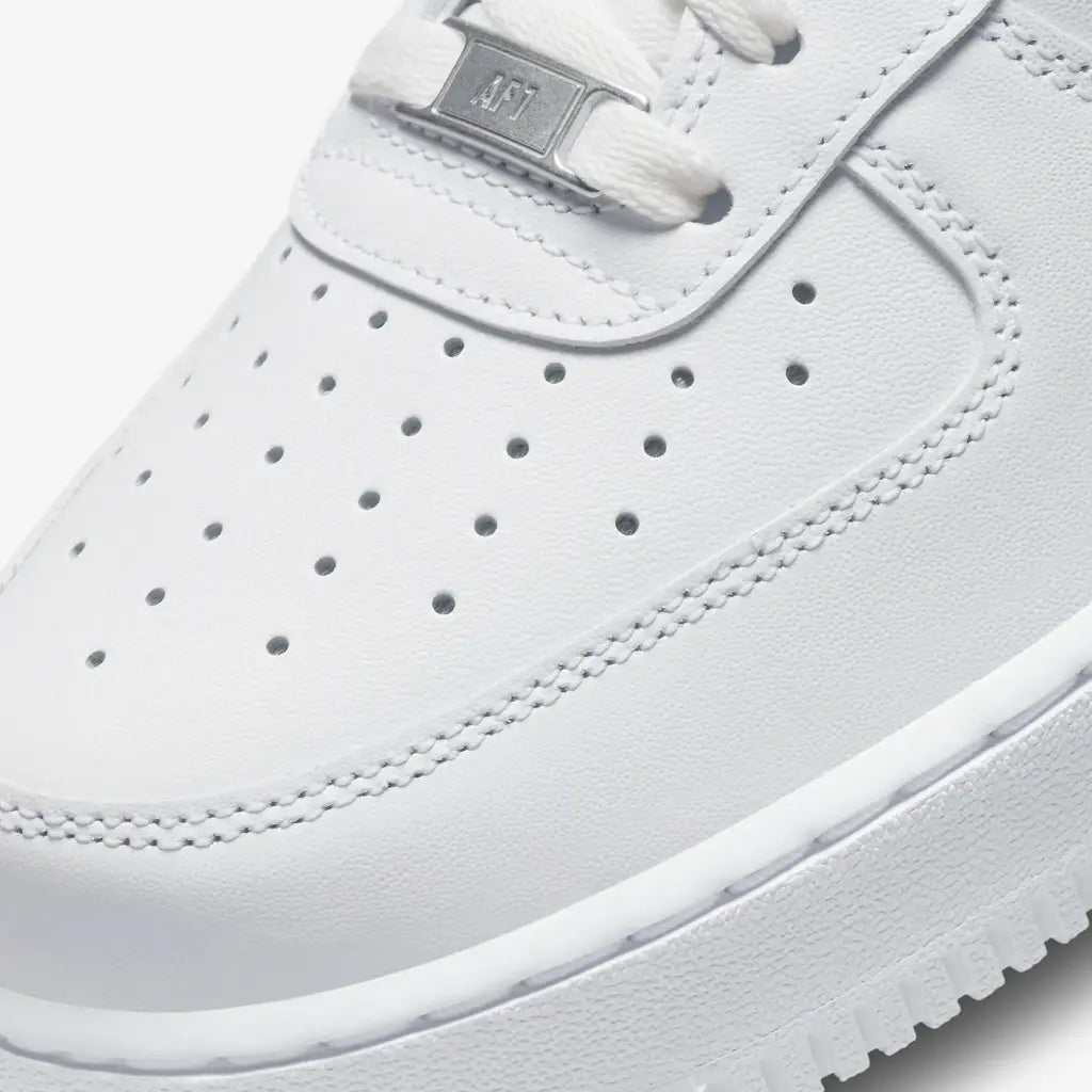 NIKE AIR FORCE 1 (UA)