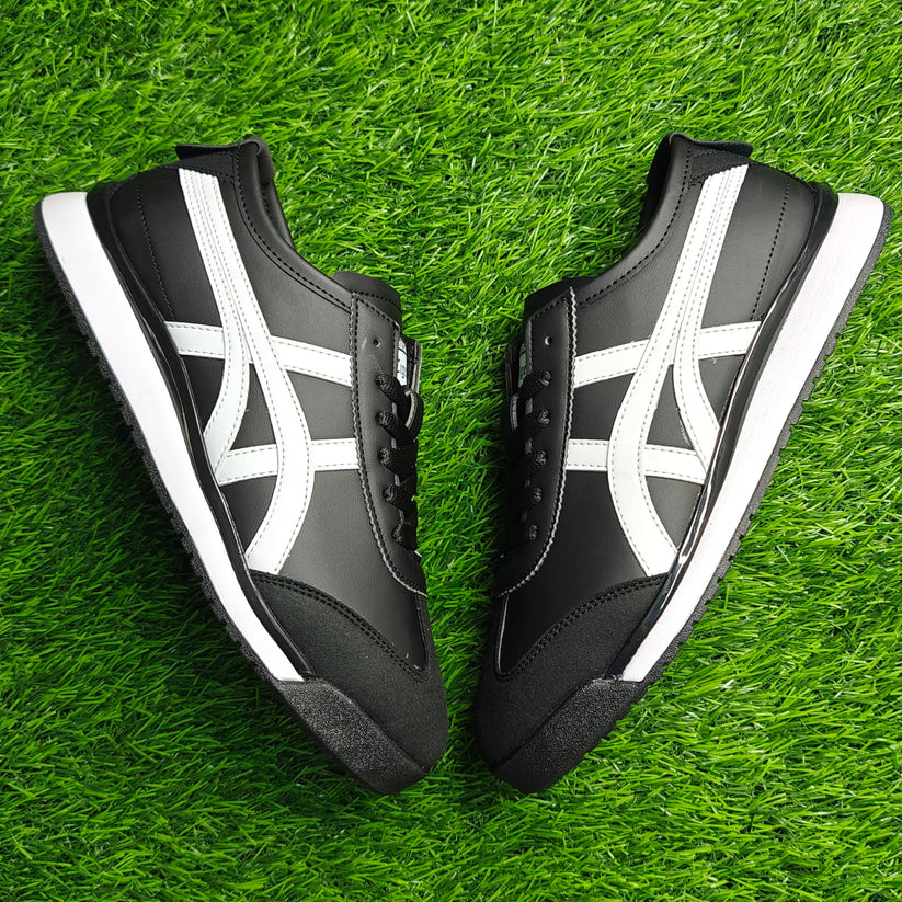 Tiger Black sneaker