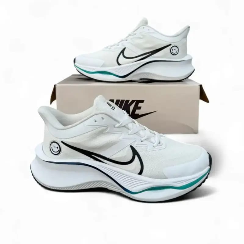 ZoomX Smiley White