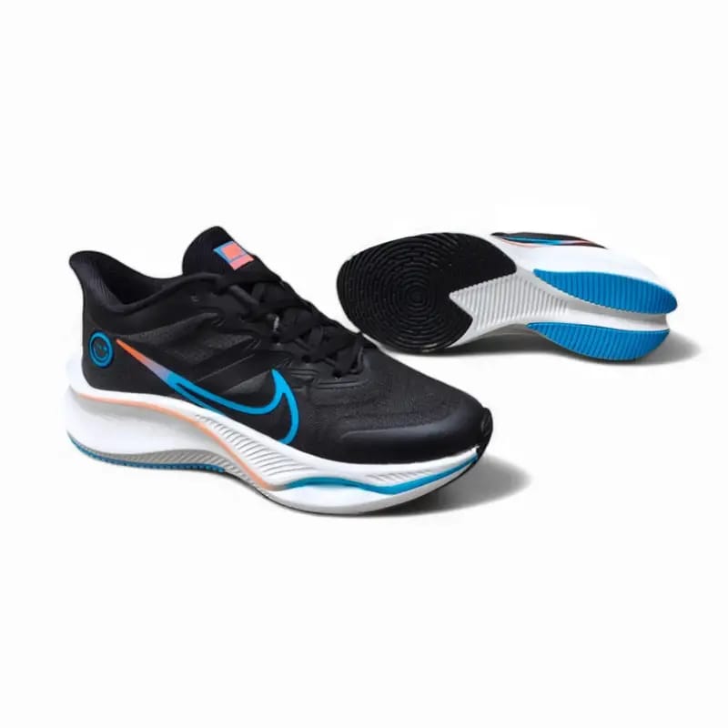 ZoomX Smiley black sky