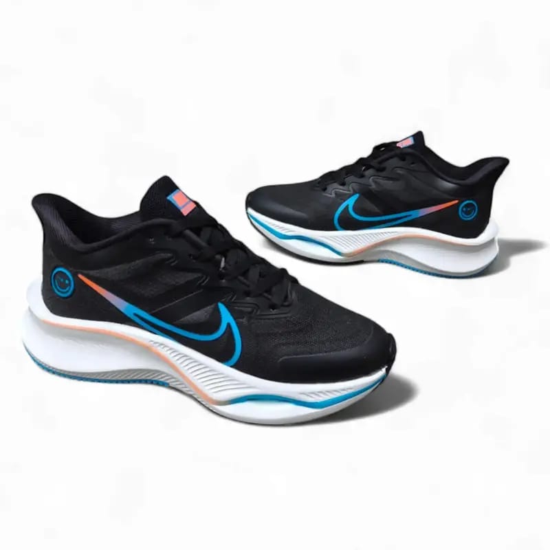 ZoomX Smiley black sky