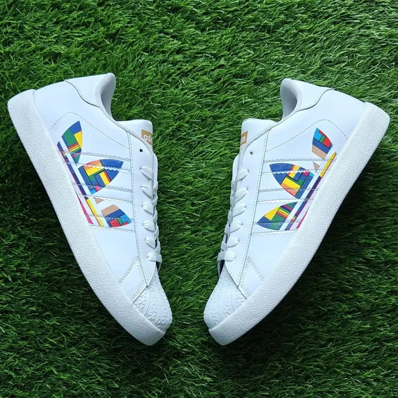 Superstar Flower White